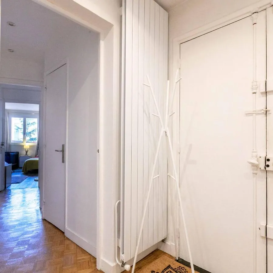 Aparthotel Paris City - Spacious 3 Rooms Flat For Families - 3 Minutes From Metro Station Frankrijk