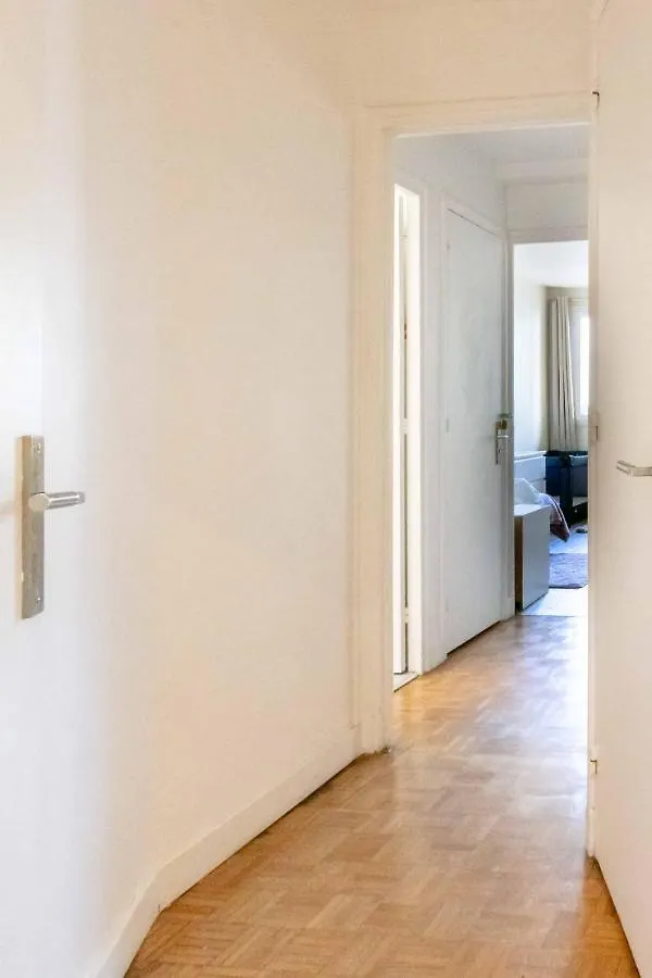 Paris City - Spacious 3 Rooms Flat For Families - 3 Minutes From Metro Station