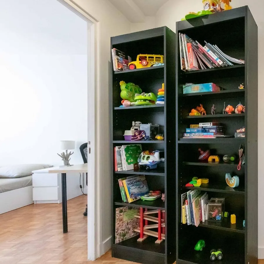Paris City - Spacious 3 Rooms Flat For Families - 3 Minutes From Metro Station Aparthotel